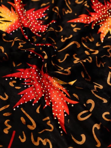 مخمل على سترتش مشغول بالكرستال