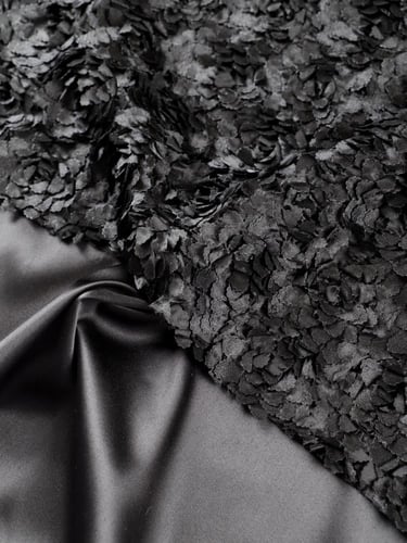 تل بقصات التفتة البارز