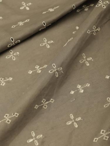 لنن مطرز مخرم