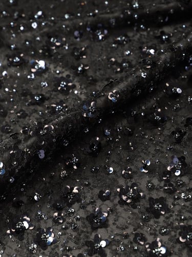 تل مطرز مشغو شك بالخرز والترتر