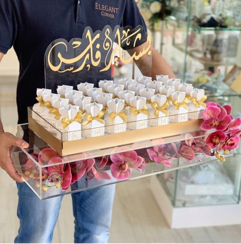 صينية توزيعات شوكولاته 28 حبه مع الأسم