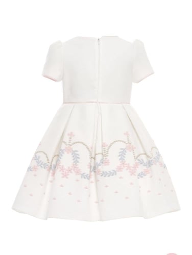 فستان القلوب