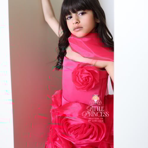 fuchsia roses bouquet dress فستان بوكية الورود الف...