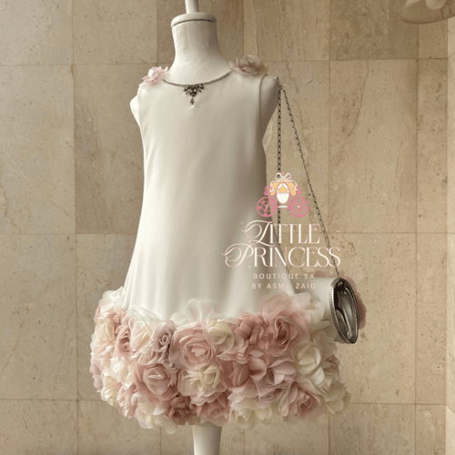 White rose dress + bag فستان الجوري ابيض شامل الحق...