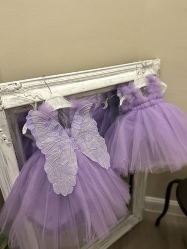 فستان الفراشات الموف