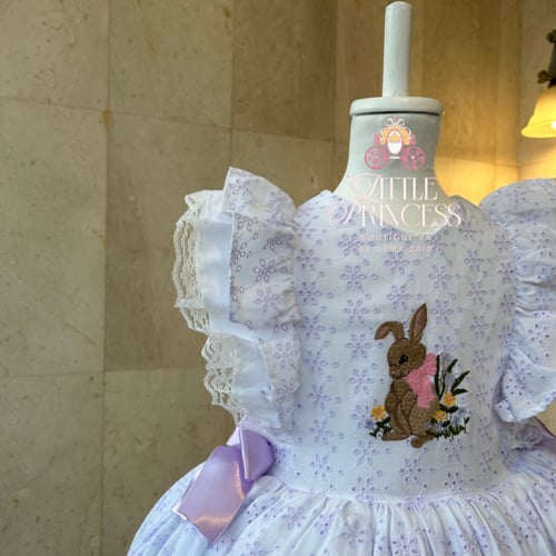 فستان الارنوب