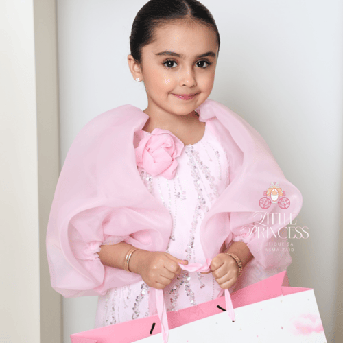 Pink princess dress. With puff sleeves فستان الأمي...