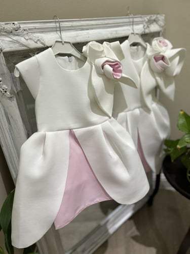 Tulip dress فستان التوليب