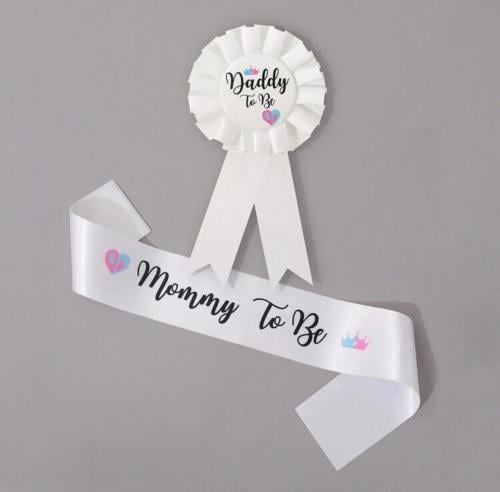 وشاح للام وبروش للاب لحفل كشف جنس الجنين