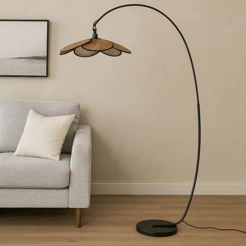 اباجورة ستاند بتصميم عصري باللون اسود