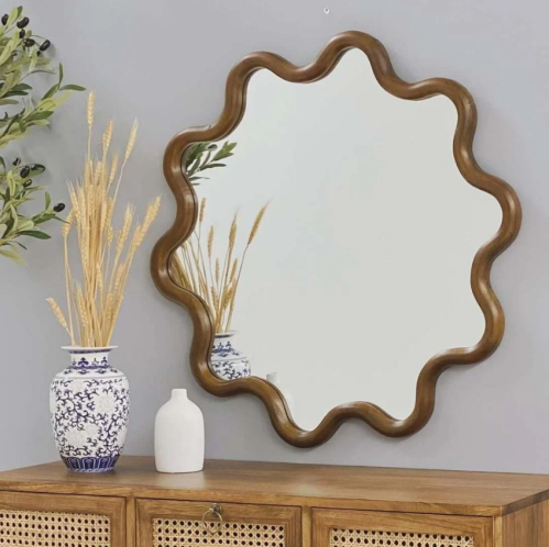 مرايا جدارية بتصميم كلاسيكي