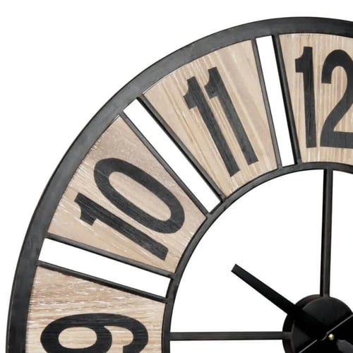 ساعة جدارية