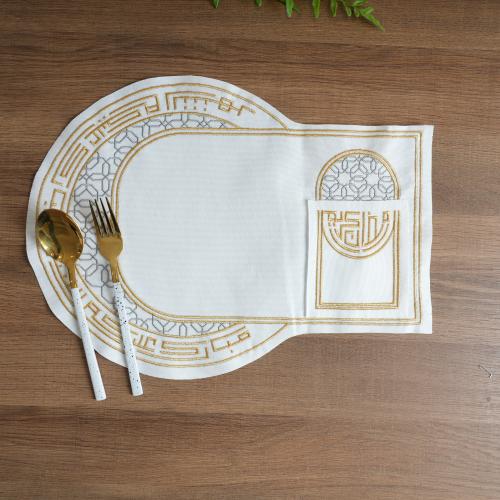 مفرش طاولة طعام مطرّز بتصميم رمضاني ومقاوم للماء و...