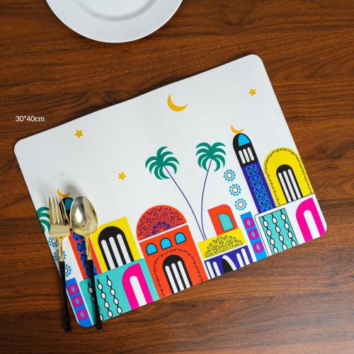 مفرش أدوات المائدة تصميم رمضاني بألوان زاهية