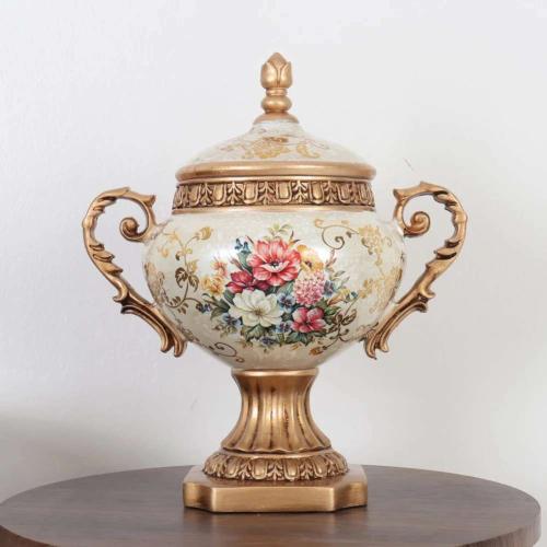 تحفة ديكور سيراميك كلاسيكي بنقوش الزهور وإطار ذهبي...