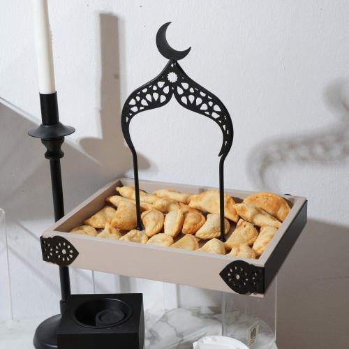صينية تقديم الحلوي خشب مزينة بهلال معدن لون بيج مق...