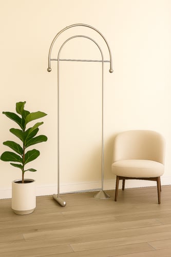 شماعة ملابس حديد بتصميم مميز لون فضي مقاس 30x95x21...