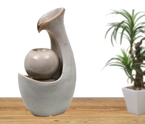 نافورة مياه مضيئة بتصميم عصري باللون الابيض اللؤلؤ...