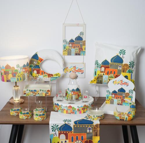 مجموعة رمضان كريم المكونة من 13 قطعة بتصاميم فنية...