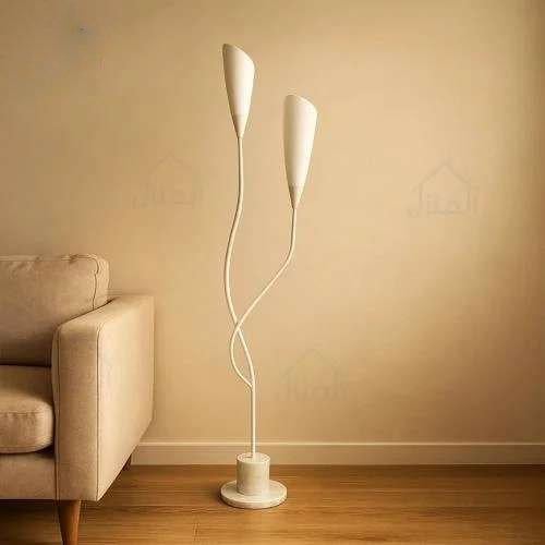 اباجورة ستاند بتصميم مميز باللون الابيض