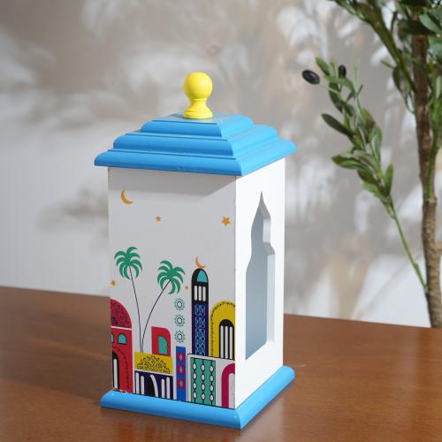 شمعدان رمضاني بتصميم إسلامي ملون - قطعة ديكورية فا...