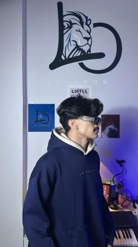 مناسب للجنسين Blue hoodies