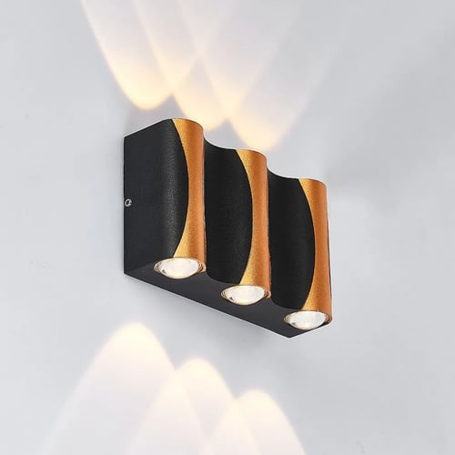 جداري خارجي اسود و ذهبي