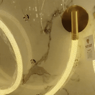 جداري شريط ليد ذهبي