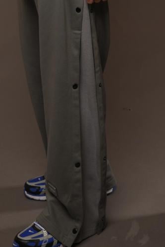 gray pant