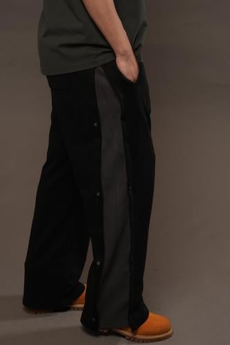 black pant