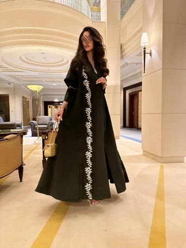 عباية سهام زيتي