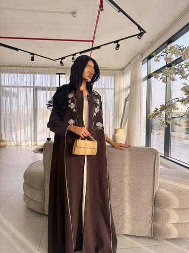 عباية وتين بني