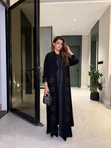 عباية ابرار اسود