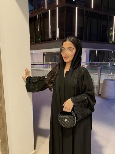 عباية شادر تطريز اسود