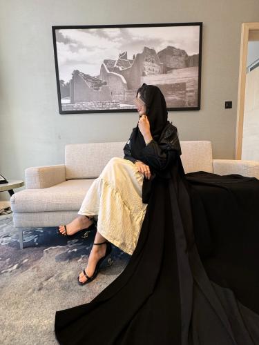 عباية اسيل اسود