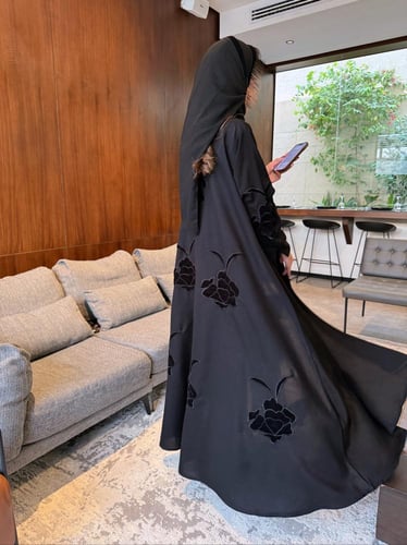 عباية اشواق