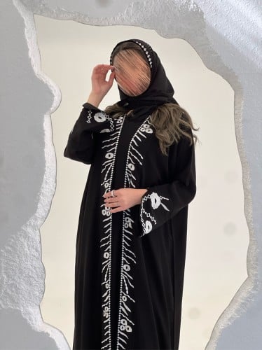 عباية سحر ابيض