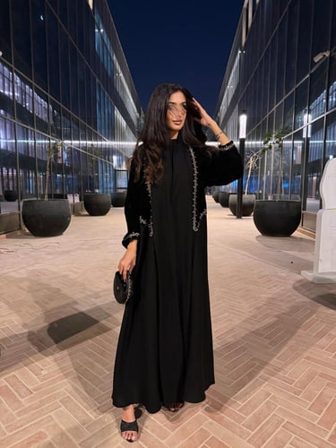 عباية شهد اسود