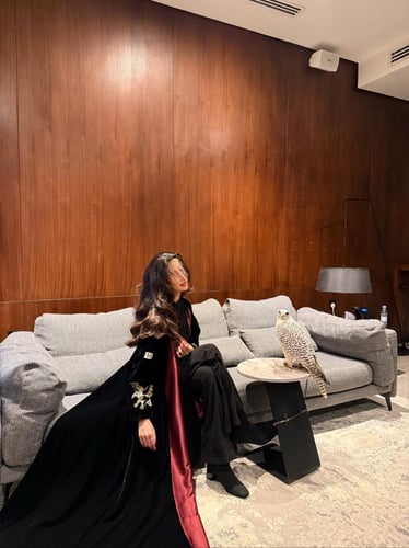 عباية شاهين