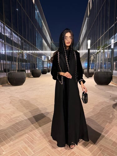 عباية شهد اسود