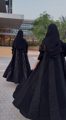 عباية هند تطريز اسود