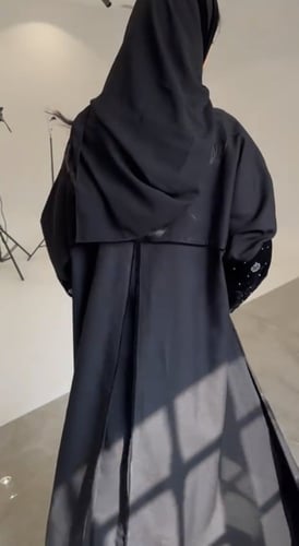 عباية رونق اسود