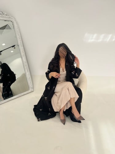 عباية سندس نص كلوش