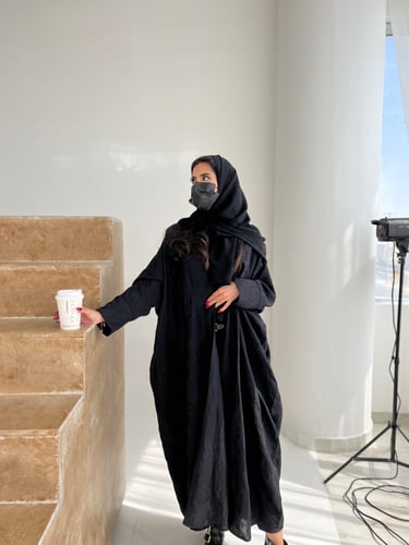 عباية بيرنا اسود