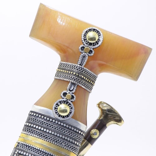 خنجر حك زراف معرق مقاس 5معدن مطلي فضة