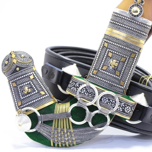 خنجر حك زراف معرق مقاس 5معدن مطلي فضة