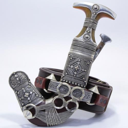 خنجر الراس وتر سيال قصة عماني مقاس 5معدن مطلي فضة