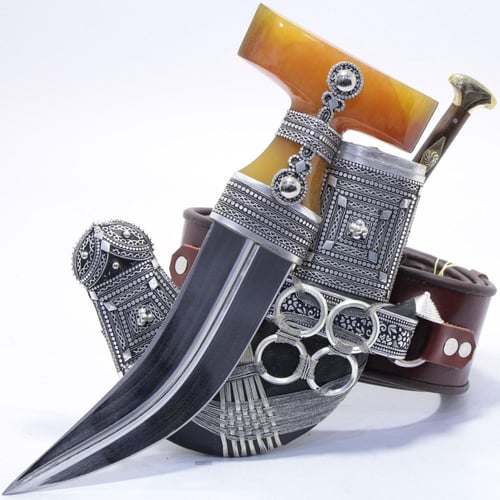 خنجر حك زراف معرق مقاس 5معدن مطلي فضة