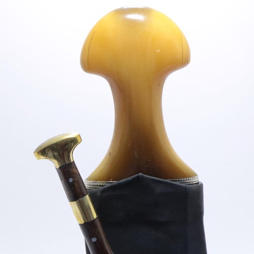 جنبية نجراني حك زراف مكعب مقاس كبير