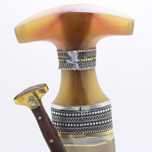 خنجر حك زراف معرق مقاس 5معدن مطلي فضة